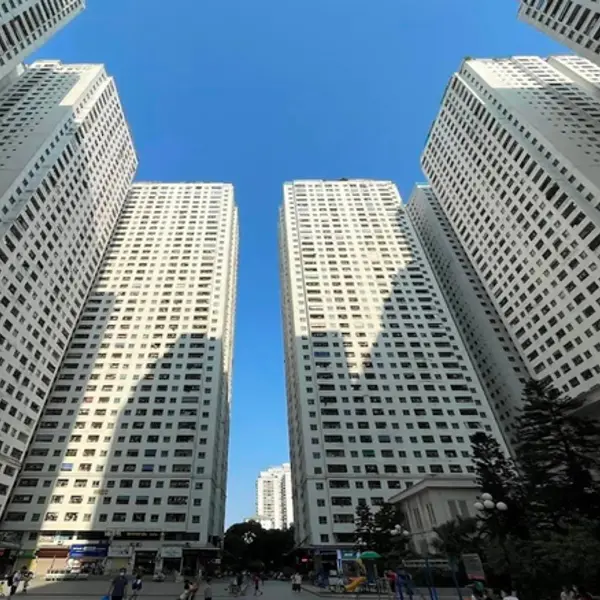 “Sốt" giá chung cư nhưng chẳng thấy đâu, chủ nhà rao bán hàng tháng trời vẫn không có giao dịch