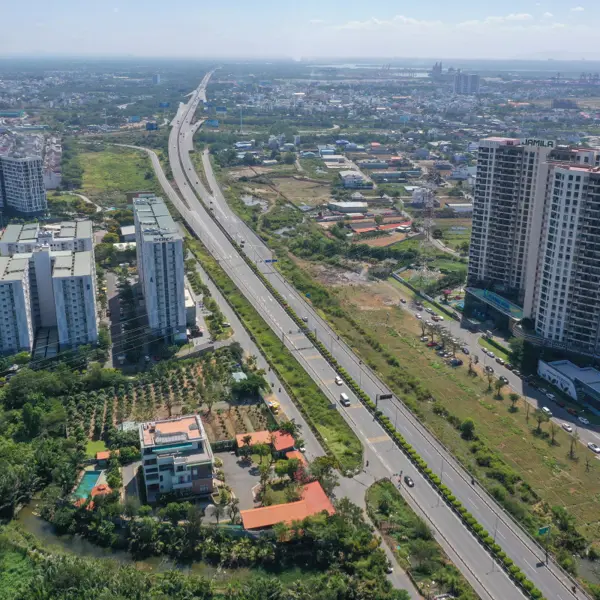 Nghịch lý bất động sản, chung cư “cháy hàng” trong khi nhà giá rẻ “ế” lay lắt ngày qua ngày