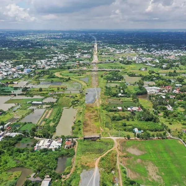 Bất động sản tỉnh "lên ngôi": Sức hút khó cưỡng từ thông tin sáp nhập, giá đất tăng từng ngày