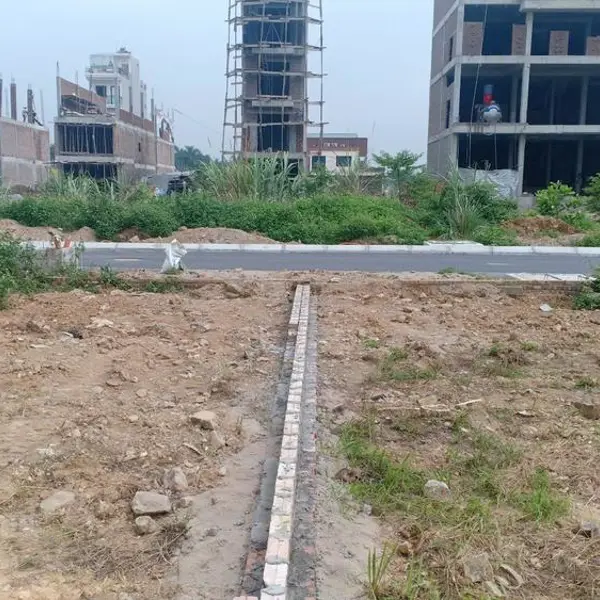 Nghịch lý đất dịch vụ Hà Nội: Giá tăng nhưng giao dịch "dậm chân tại chỗ"