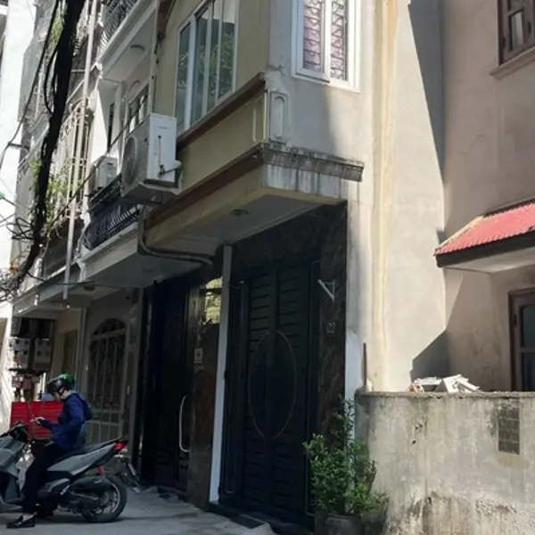 Sau giao dịch nhà đất giá cao, người bán “ôm” tiền tỷ mà vẫn không mua được nhà mới