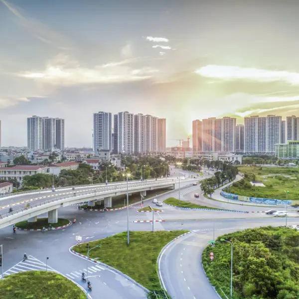 Nửa đêm vẫn "săn" nhà: Khách hàng bất chấp mưa gió trước cơn sốt bất động sản tại Hà Nội