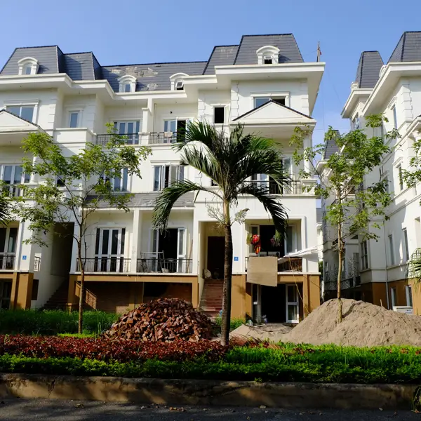 Nóng “bỏng tay”: Biệt thự Hà Nội thiết lập kỷ lục 1.4 tỷ đồng/m2, nhiều căn “lên đỉnh” giá mới