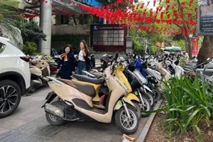 Phí thuê vỉa hè, lòng đường tại Hà Nội hiện nay cao nhất gần 400.000 đồng/m2