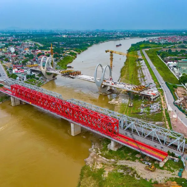 Ít ngày nữa sẽ hợp long cây cầu hơn 1.800 tỷ nối Hà Nội với "thủ phủ công nghiệp" nước ta, thay thế cây cầu hơn 120 năm tuổi