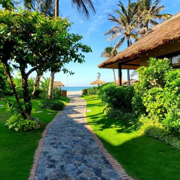 Bamboo Village Beach Resort & Spa