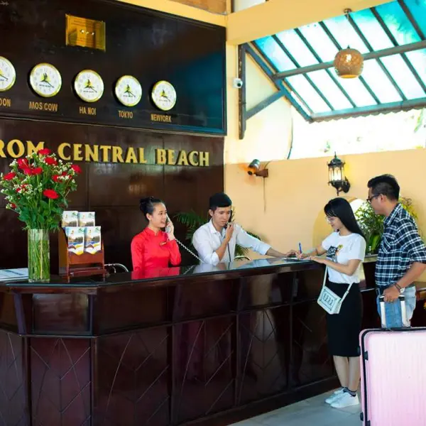 Hòn Rơm Central Beach Resort