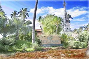 Little Paris Resort & Spa 