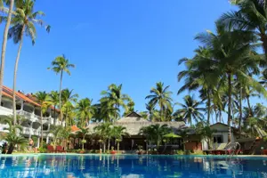 Little Paris Resort & Spa 