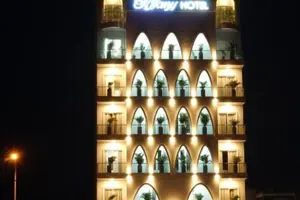 Khách Sạn Tiffany