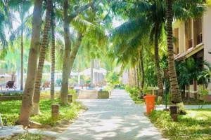 Long Thuận Hotel & Resort