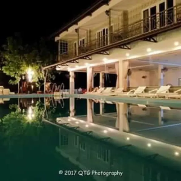 Vĩnh Hy Resort