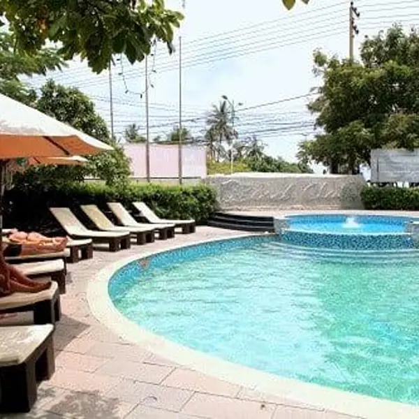 Khách sạn The Light Hotel & Resort