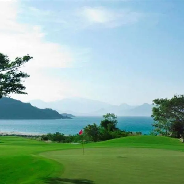 Vinpearl Luxury Nha Trang