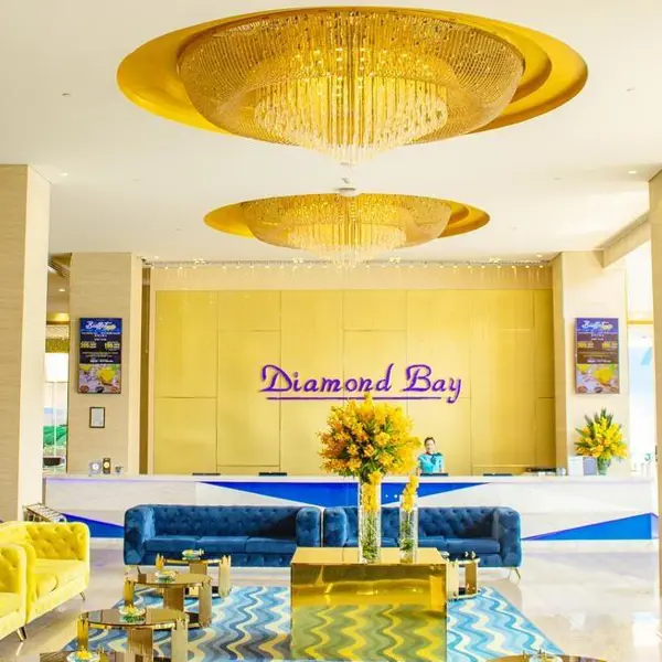 Khách sạn Diamond Bay Nha Trang