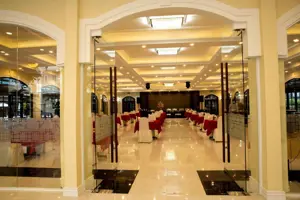 Khách sạn Trần Viễn Đông