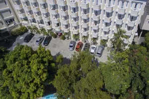 Khách sạn Trần Viễn Đông