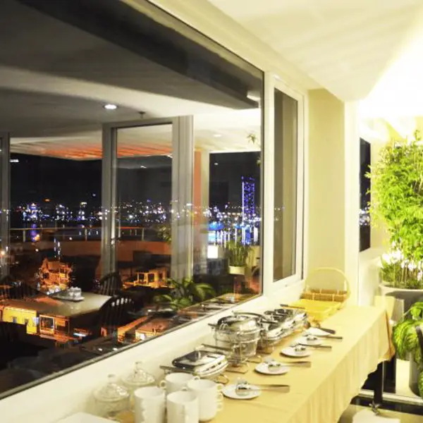 Khách Sạn D&C Đà Nẵng