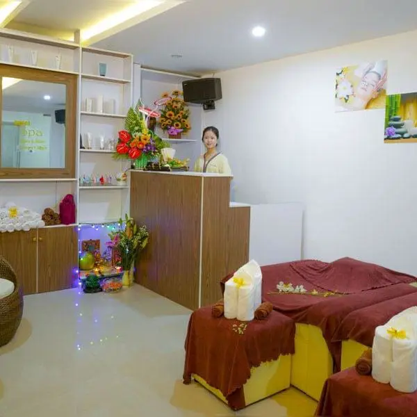 Khách Sạn Quốc Cường Center Đà Nẵng