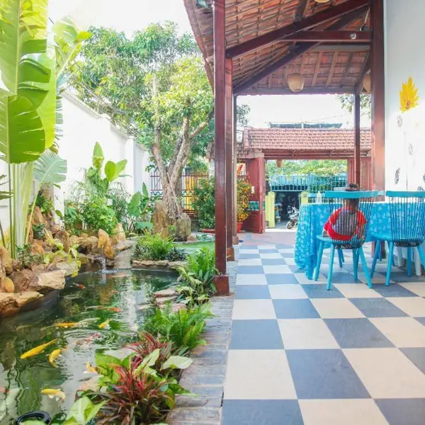 Khách sạn Vip's House 2