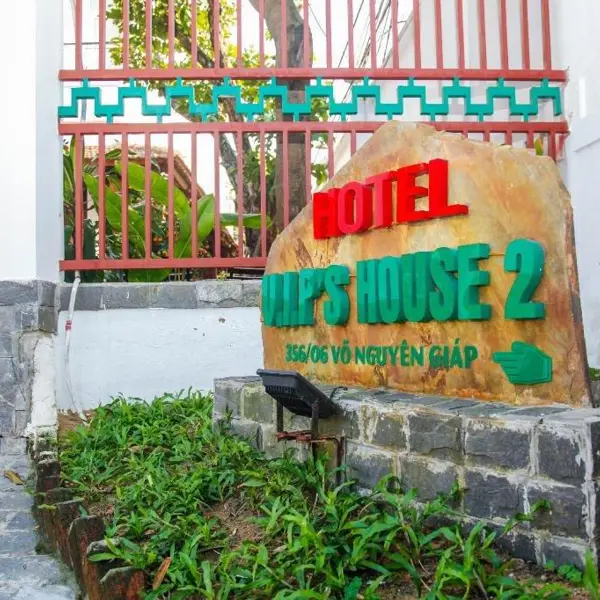 Khách sạn Vip's House 2