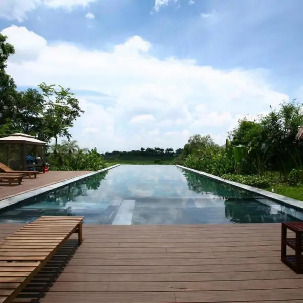 Tomodachi Retreat - Làng Mít