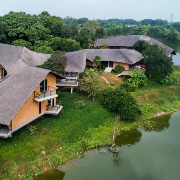 Tomodachi Retreat - Làng Mít