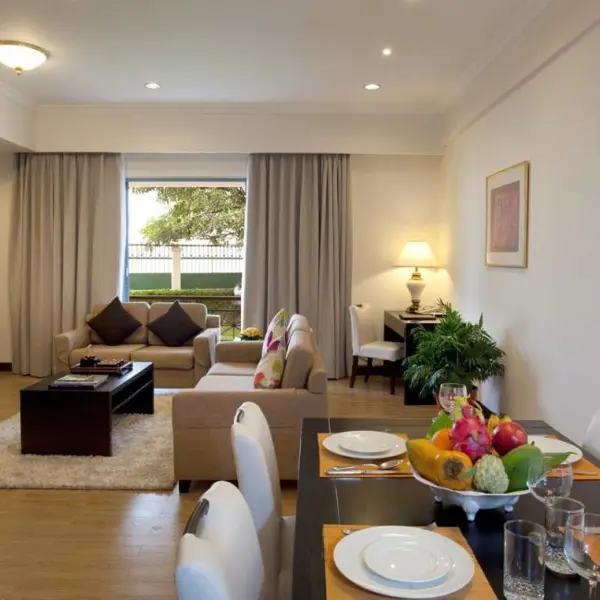 Diamond Westlake Suites
