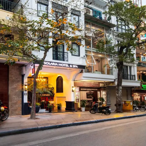Khách Sạn Solaria
