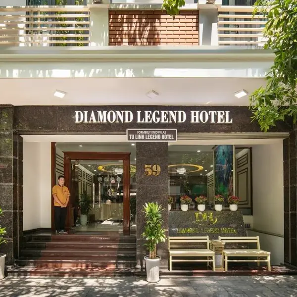 Khách Sạn Diamond Legend