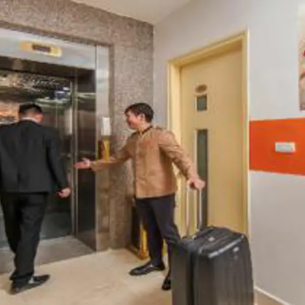 Khách Sạn Văn Miếu