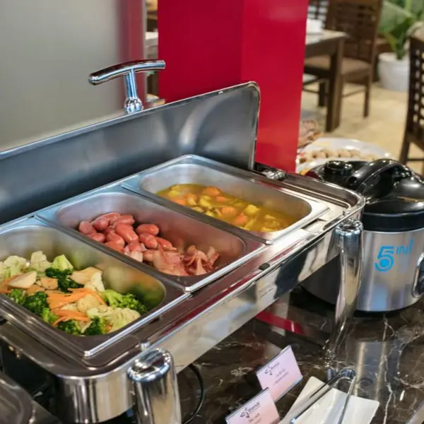 Khách sạn Brandi Fuji