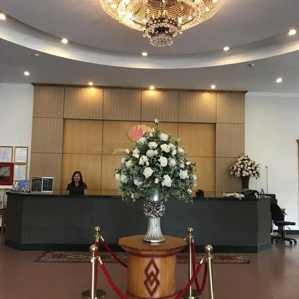 Khách sạn Khăn Quàng Đỏ