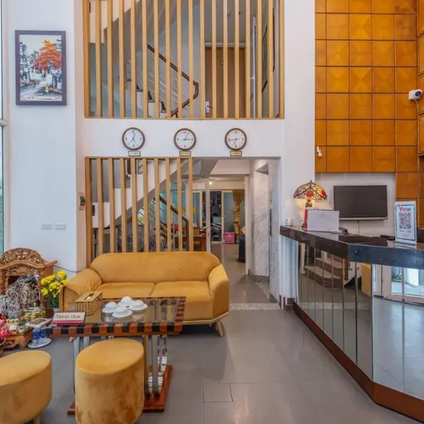 Khách Sạn Golden Sun Villa