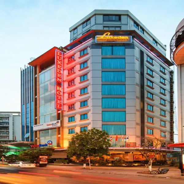 Khách Sạn Luxeden