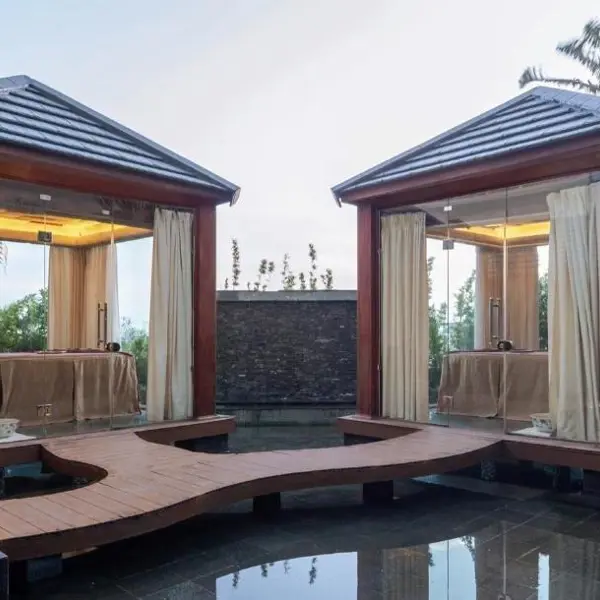 Khách sạn Hyatt Regency West Hanoi