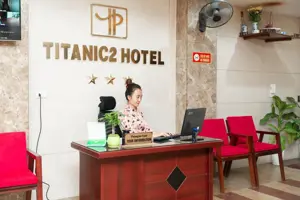 Khách Sạn Titanic 2