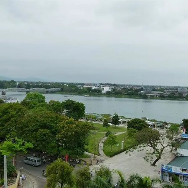Khách sạn Mường Thanh Holiday Huế
