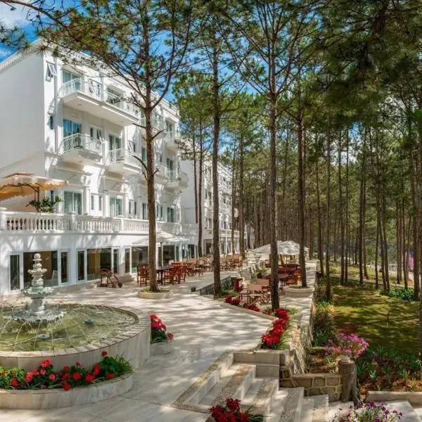 Cereja Hotel & Resort Đà Lạt