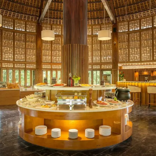 Alba Wellness Resort Huế