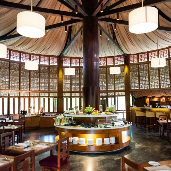 Alba Wellness Resort Huế