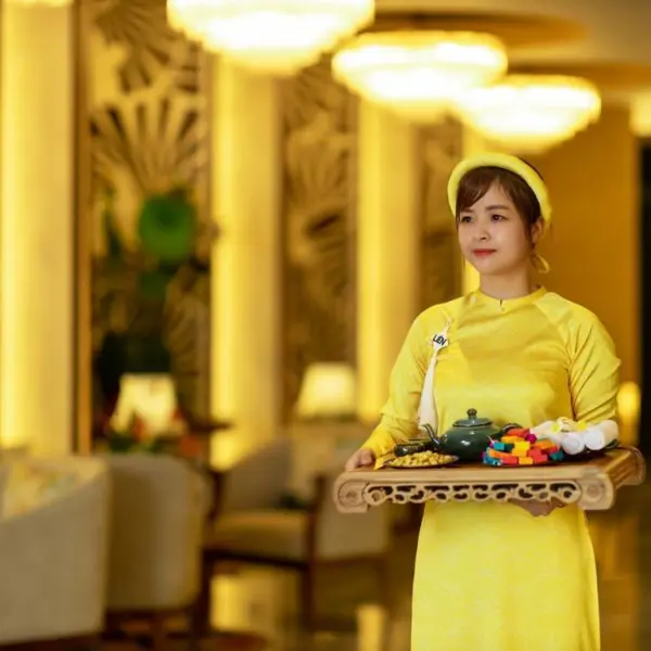 Khách sạn White Lotus Huế
