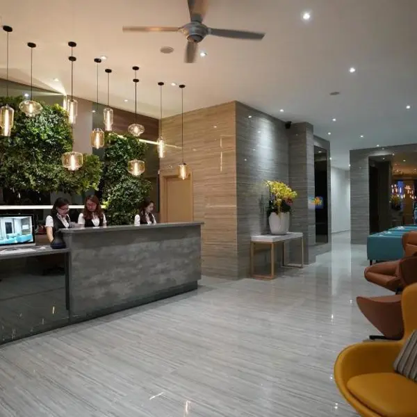 Khách sạn The Luxe Đà Lạt
