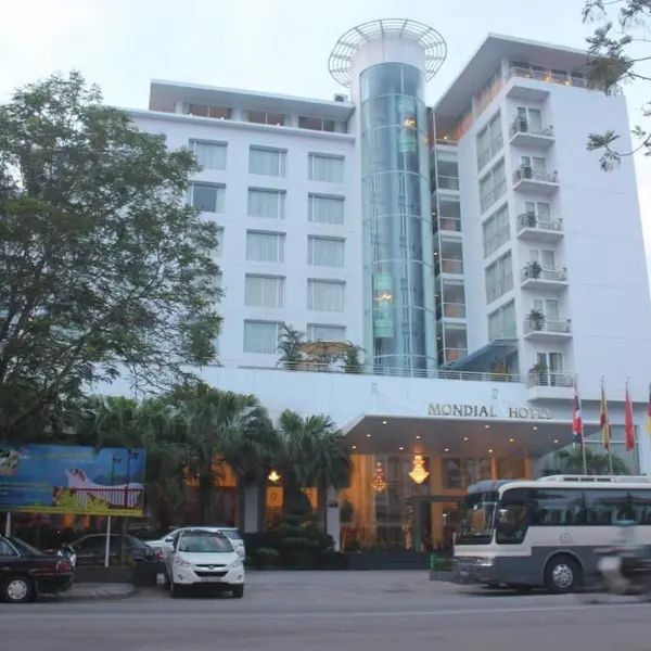 Khách Sạn Mondial Huế