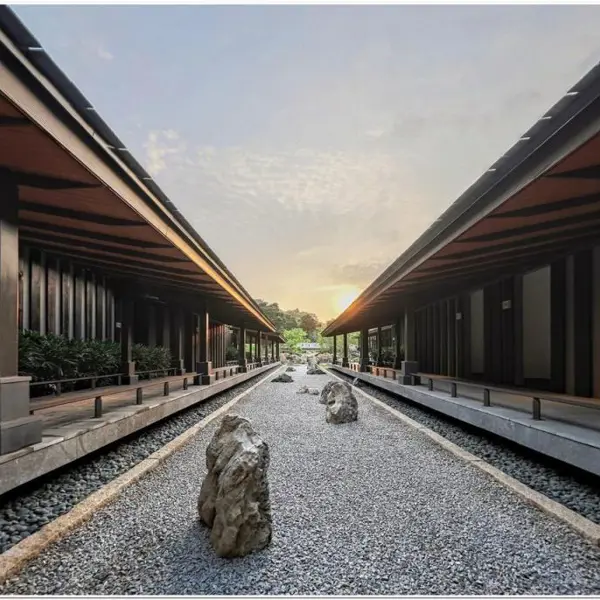 Yoko Onsen Quang Hanh