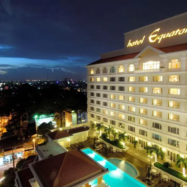 Khách sạn Equatorial