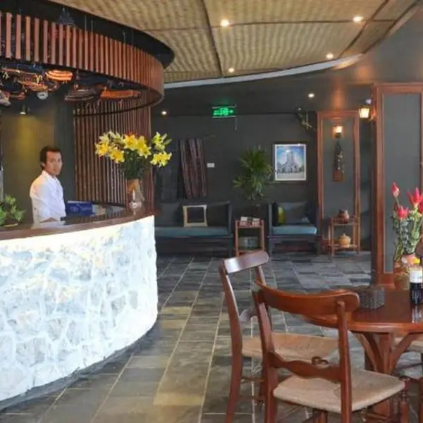 Khách sạn Sapa Vista