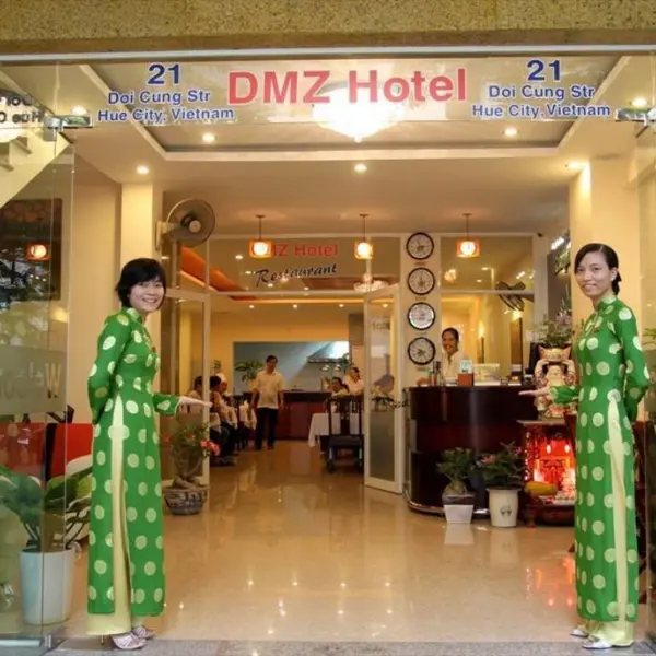 Khách sạn DMZ