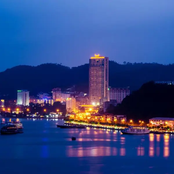 Khách Sạn Mường Thanh Luxury Quảng Ninh