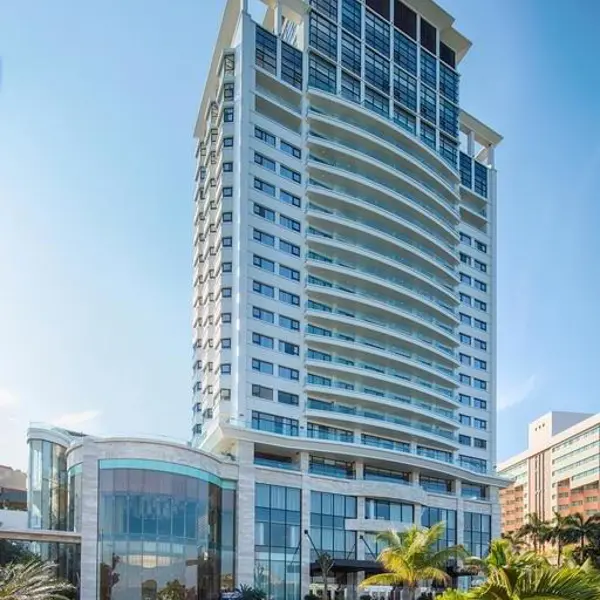 Khách sạn Wyndham Legend Hạ Long